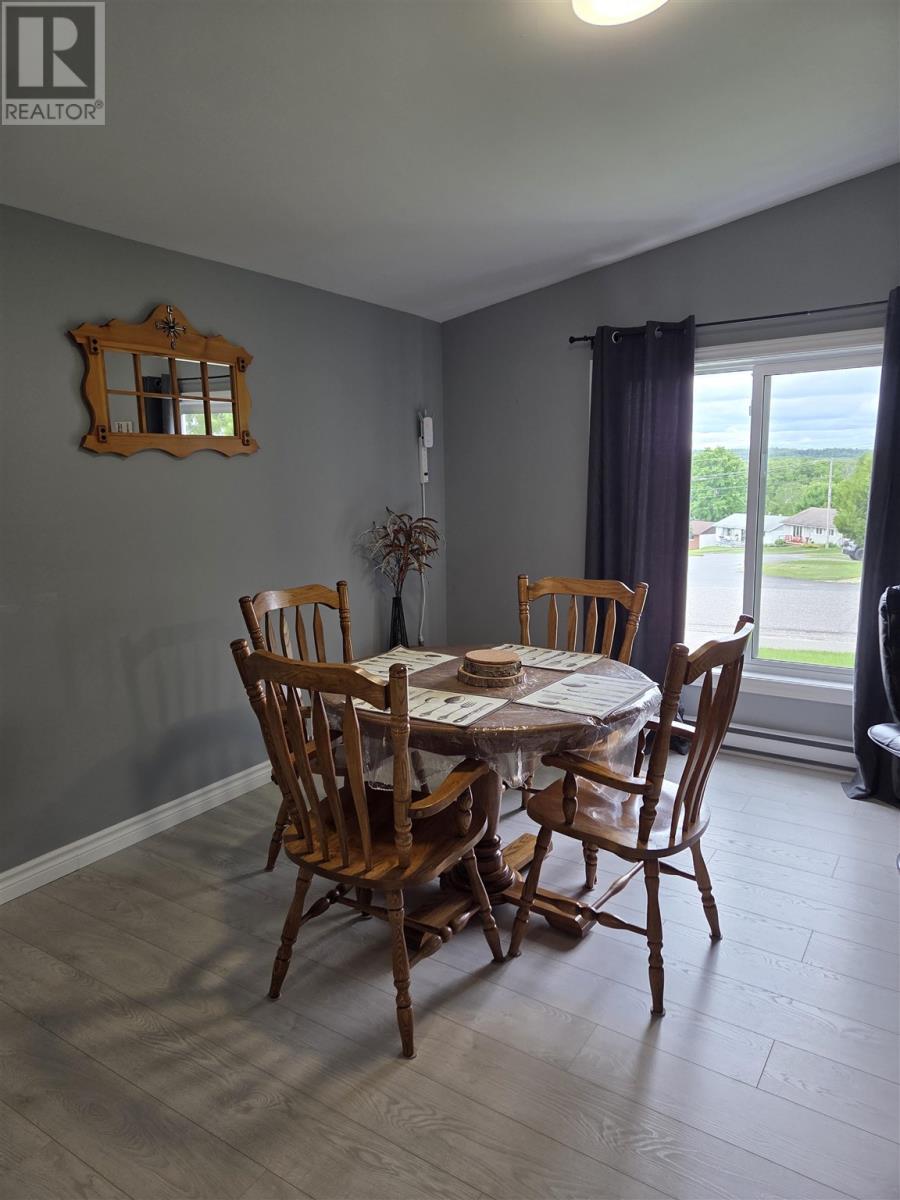 9 Central AVE, Elliot Lake — photo 7