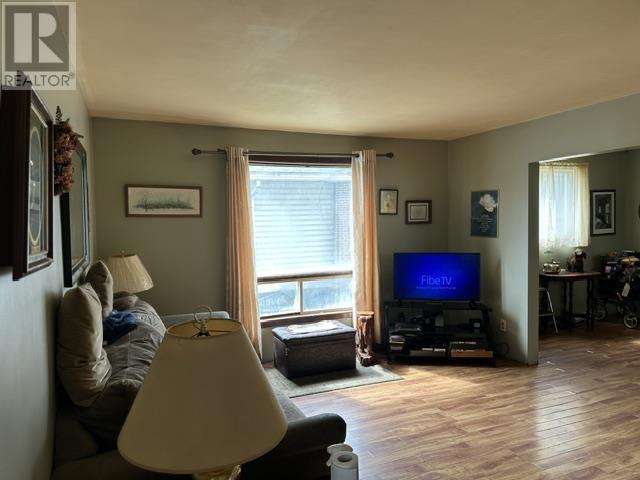 245 John ST - 10