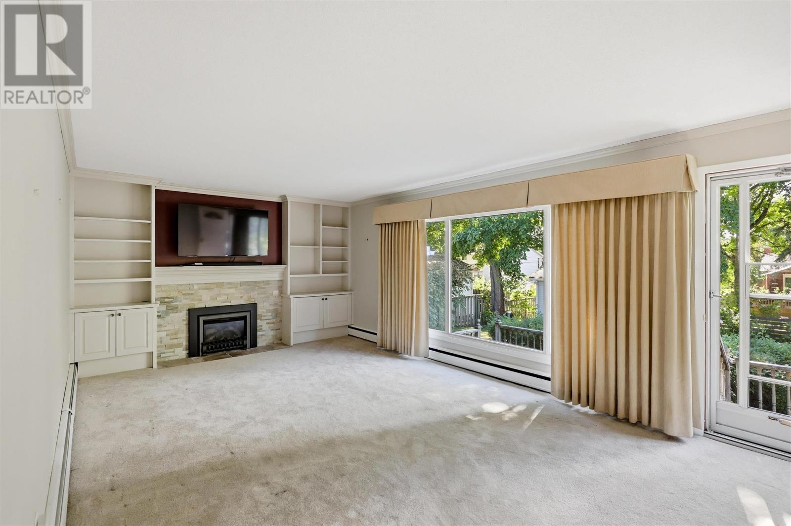 21 Ford ST - Image 6