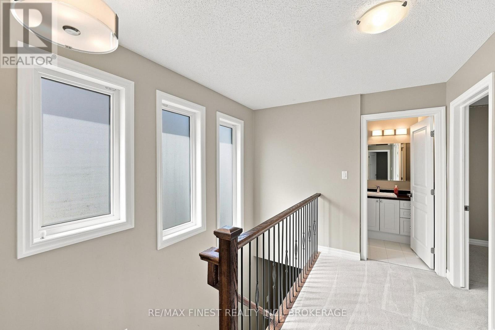 1660 CRIMSON CRESCENT - 29
