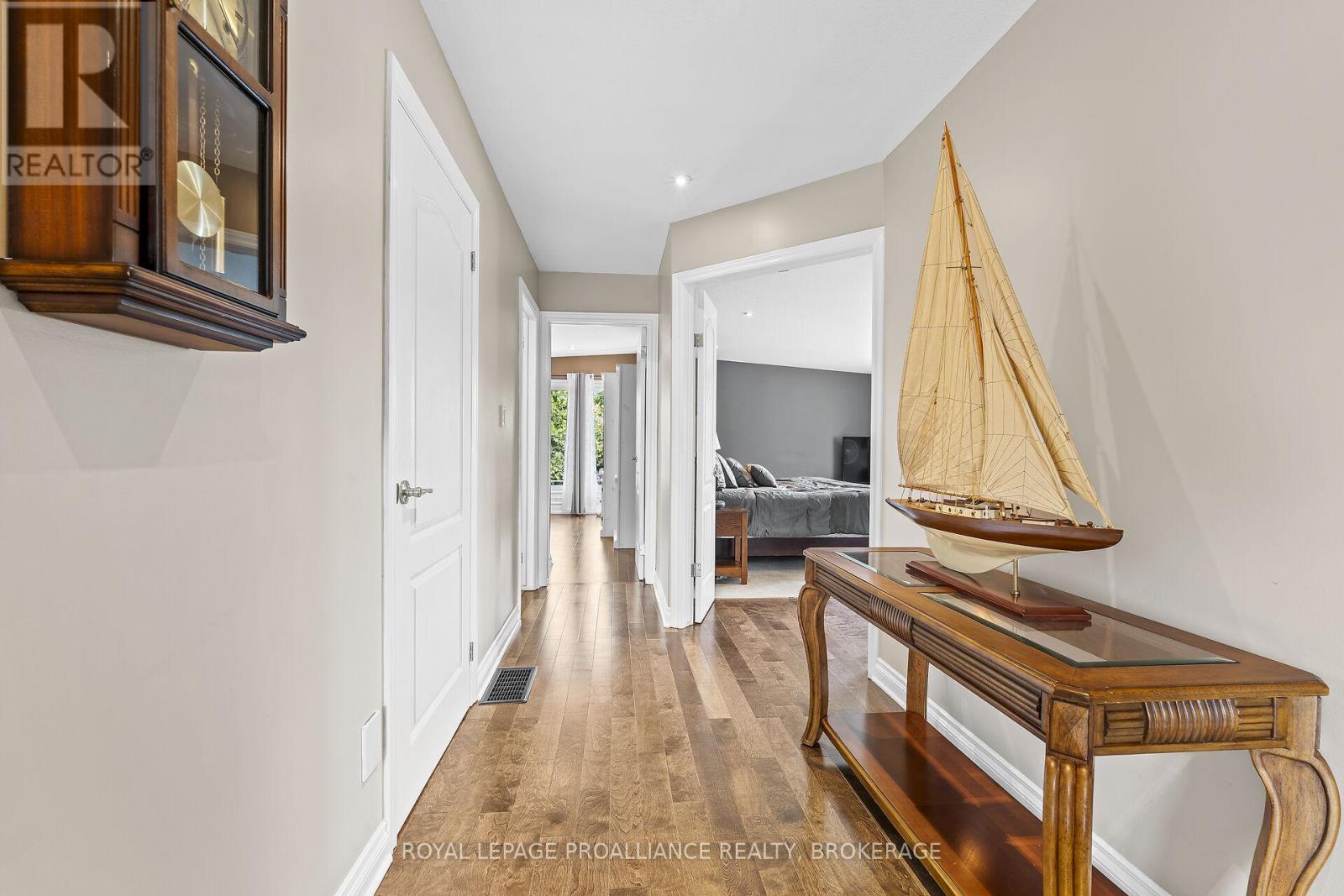 2112 BURBROOK ROAD - 18