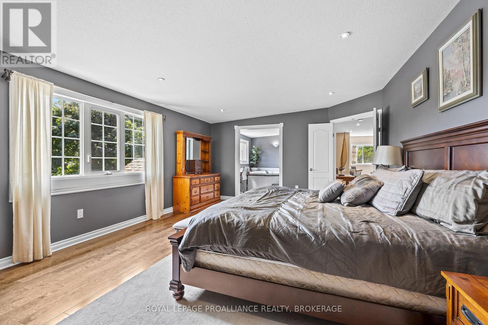 2112 BURBROOK ROAD - 21