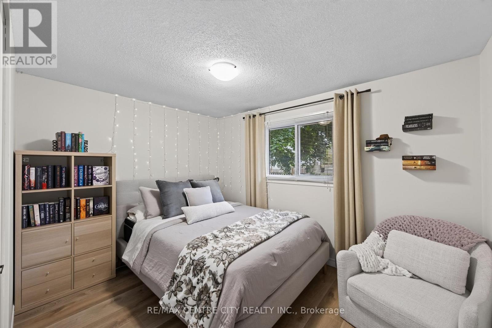 71 ARDSLEY ROAD - Image 25