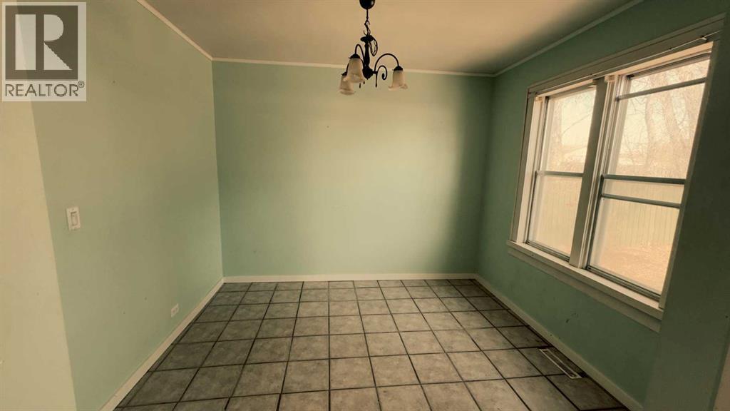 5115 46 Street - 23