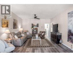 Living room - 432 9th Avenue S, Creston, BC V0B1G3 Photo 10