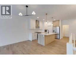 1402 Bayview Crescent Sw, Airdrie, AB T4B5N9 Photo 12