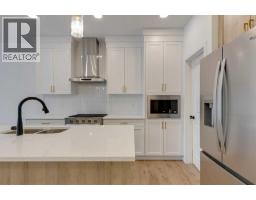 2pc Bathroom - 1402 Bayview Crescent Sw, Airdrie, AB T4B5N9 Photo 7