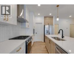 1402 Bayview Crescent Sw, Airdrie, AB T4B5N9 Photo 13