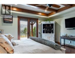 5pc Ensuite bath - 1918 Shuswap Road E, Kamloops, BC V2H1S9 Photo 14