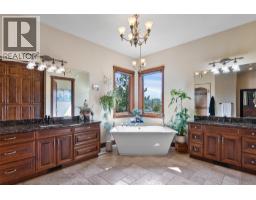 3pc Bathroom - 1918 Shuswap Road E, Kamloops, BC V2H1S9 Photo 15