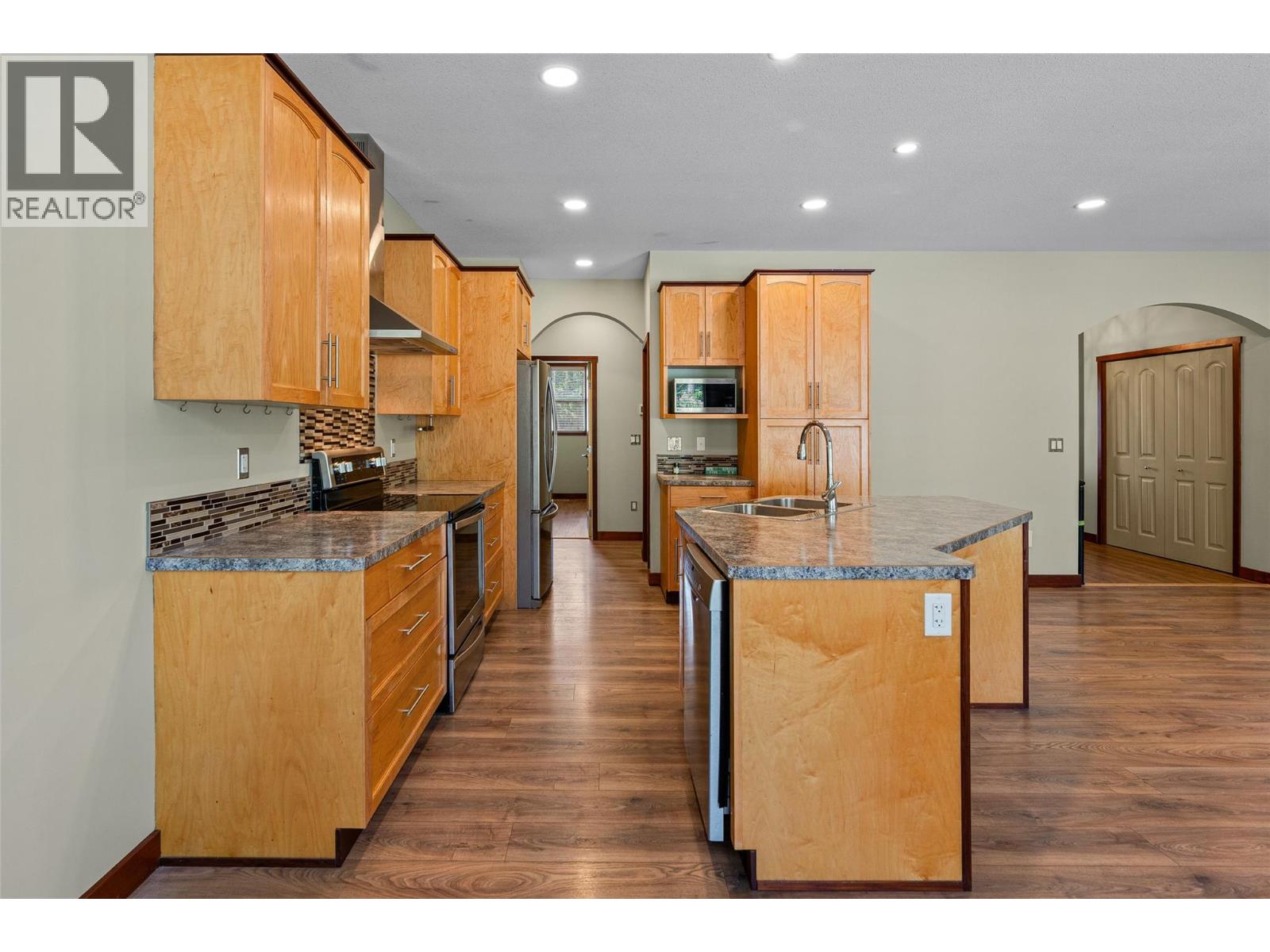  750 Firwood Road, Kelowna