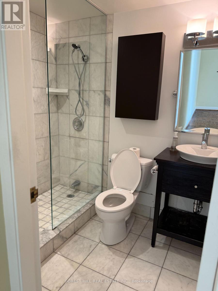 #405 500 AVENUE ROAD - 7