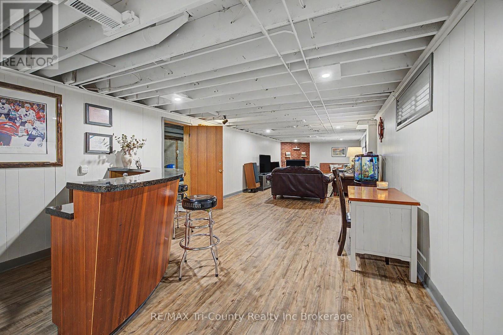 34 ALBERT STREET - 31
