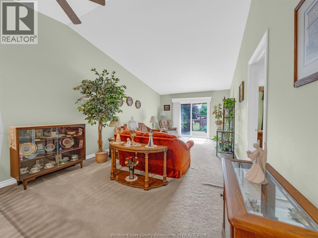 74 GOSFIELD TOWNLINE West - 13