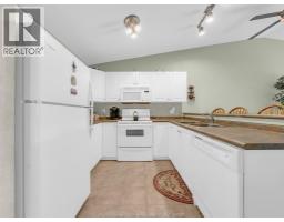 3pc Ensuite bath - 74 Gosfield Townline West, Essex, ON N8M1Y7 Photo 9