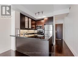 401 - 21 Upper Duke Crescent, Markham, ON L6G0B7 Photo 10