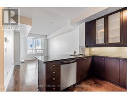 401 - 21 Upper Duke Crescent, Markham, ON L6G0B7 Photo 7