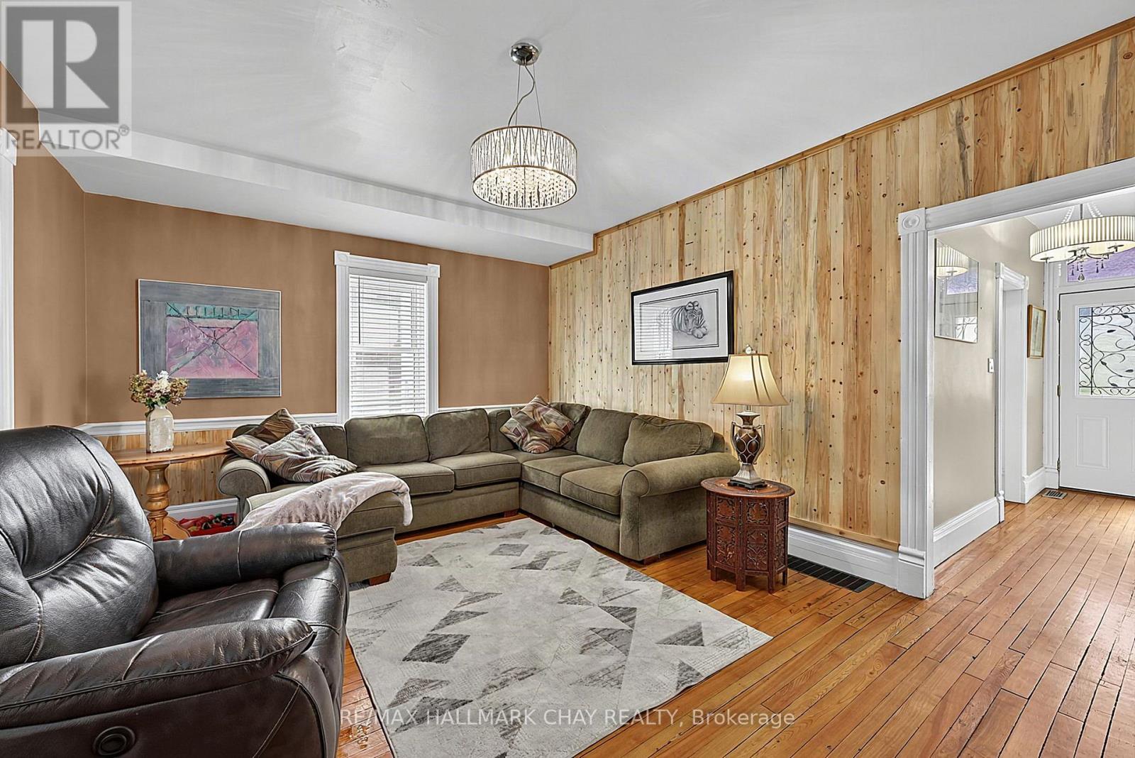 8128 MAIN STREET - 17