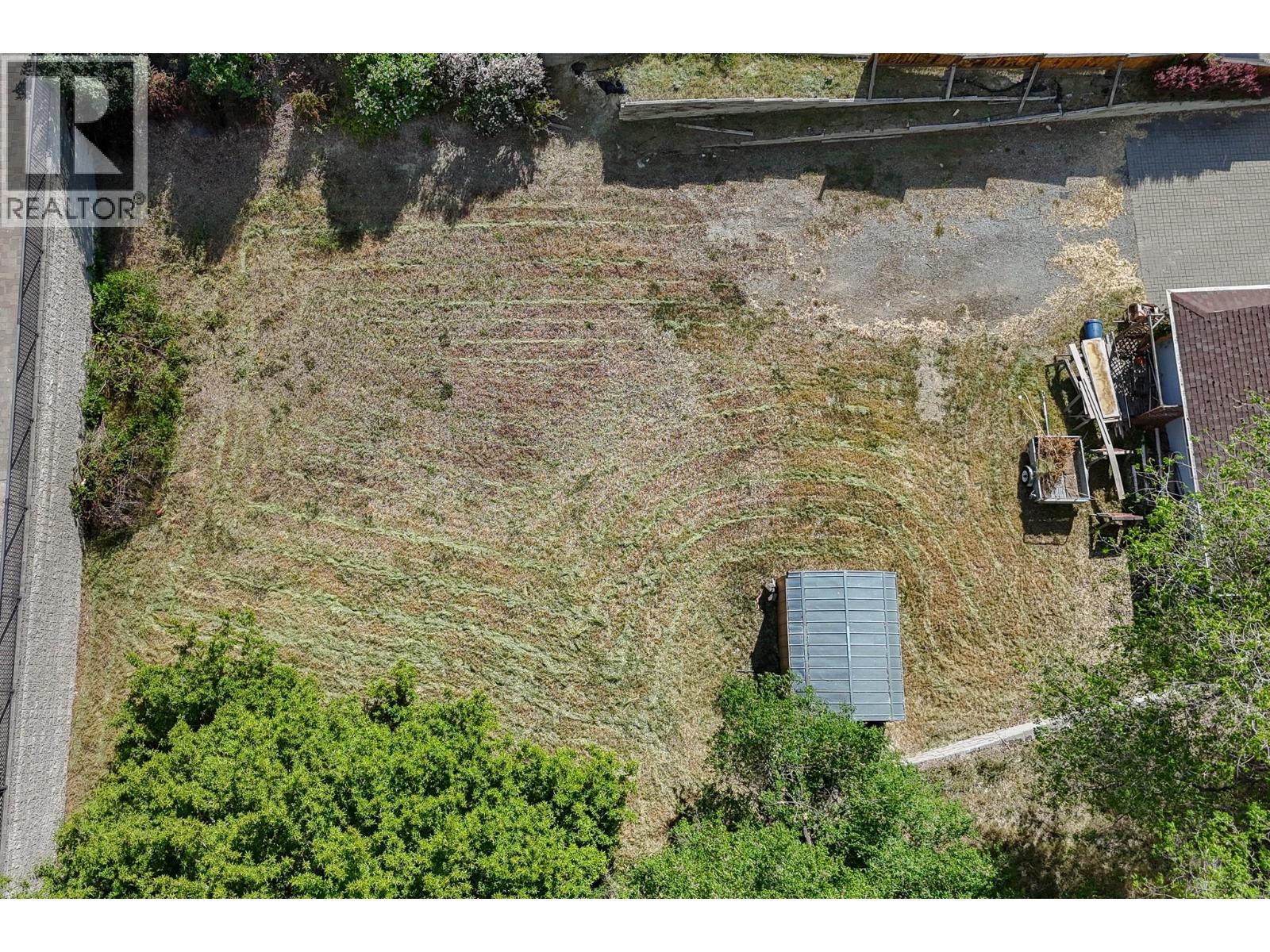 6108 Austin Street, Summerland