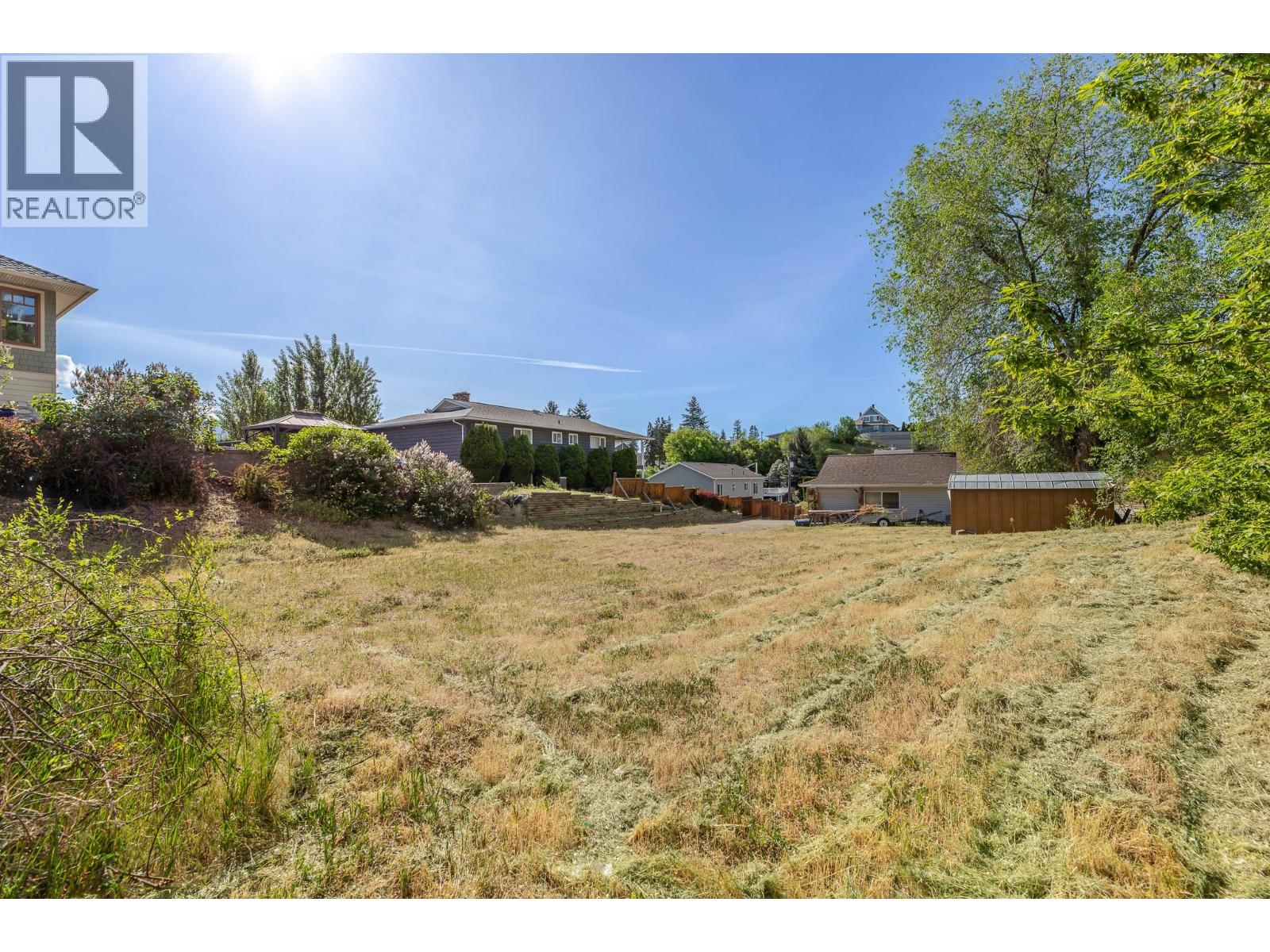 6108 Austin Street, Summerland
