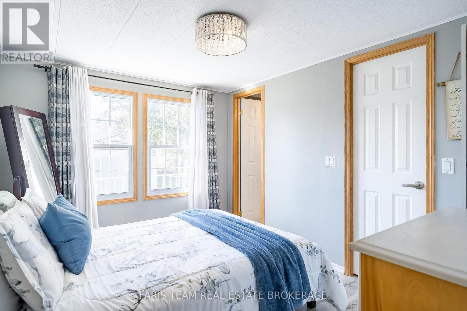3 ST JAMES PLACE - 17