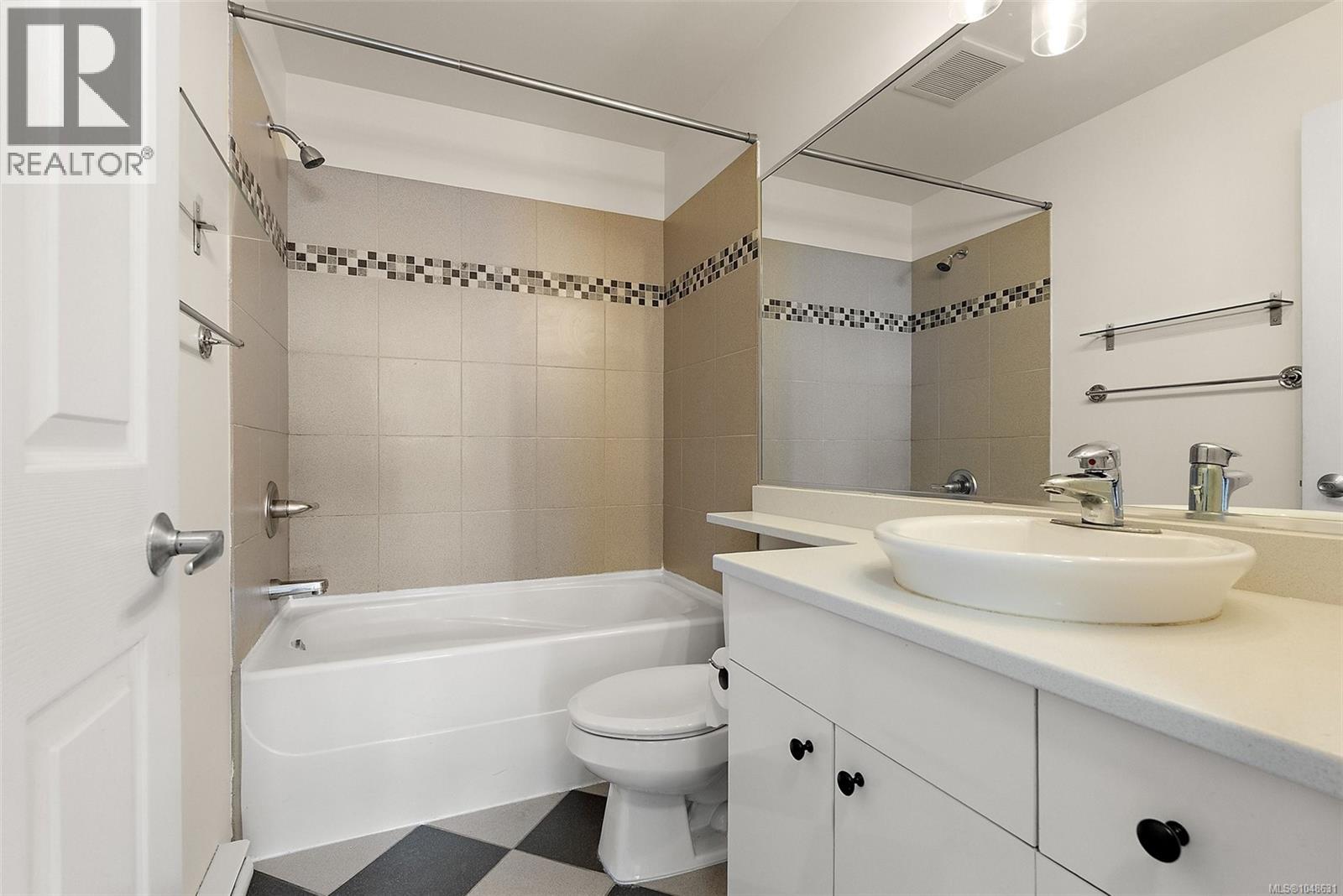 #301 860 View St - Image 13