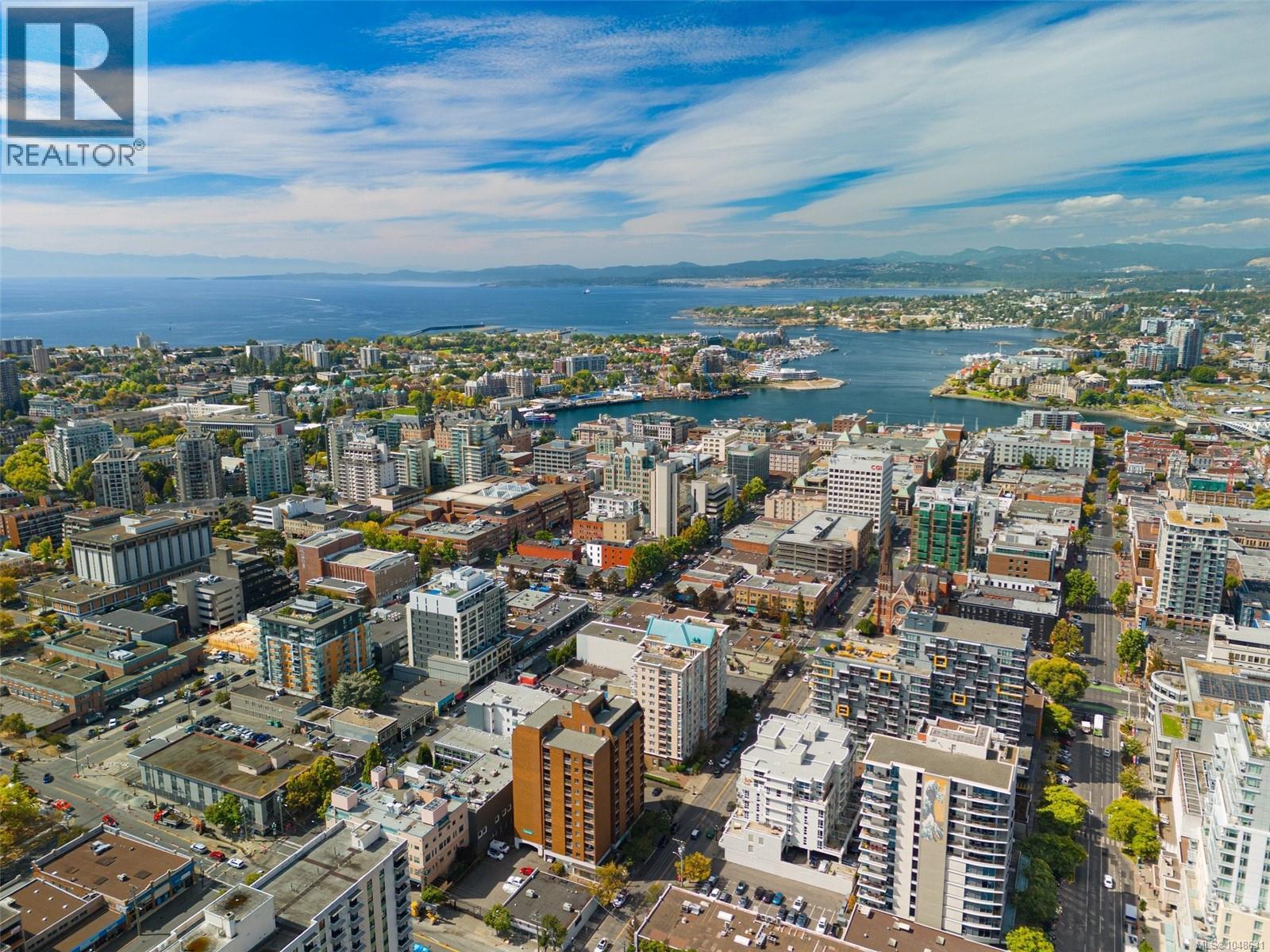 #301 860 View St - 29