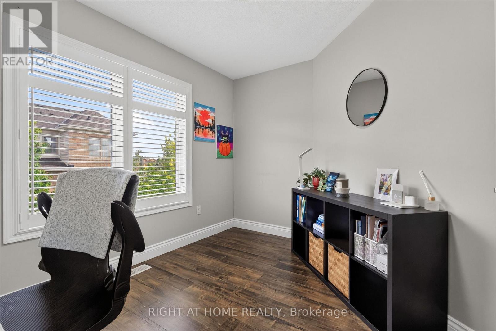 7201 TRIUMPH LANE - 18