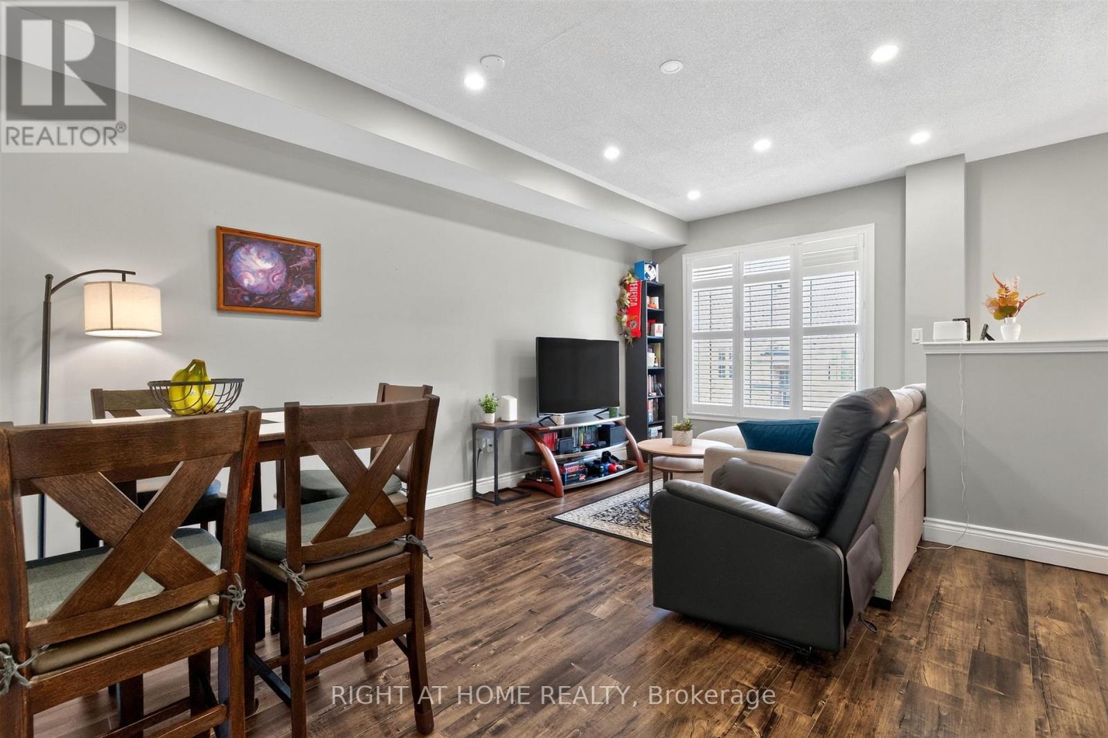 7201 TRIUMPH LANE - 6