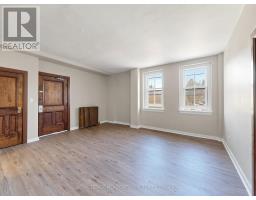 Bedroom - 1 - 70 Mill Street, Halton Hills, ON L7G2C9 Photo 6