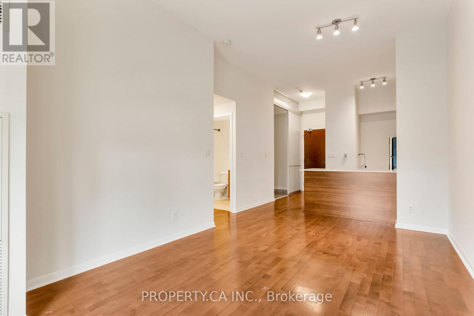 #703 3391 BLOOR STREET W - Image 11