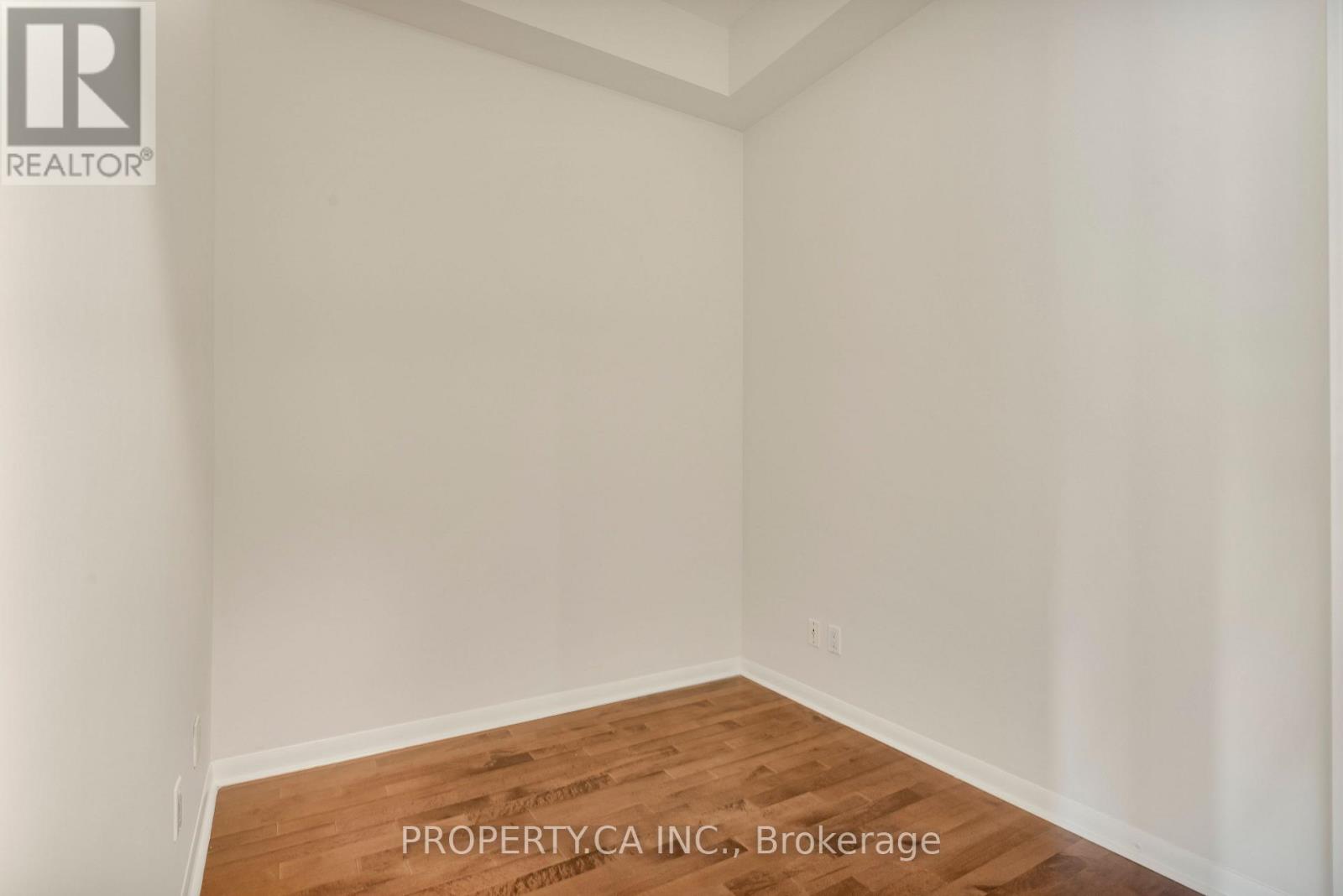 #703 3391 BLOOR STREET W - Image 24
