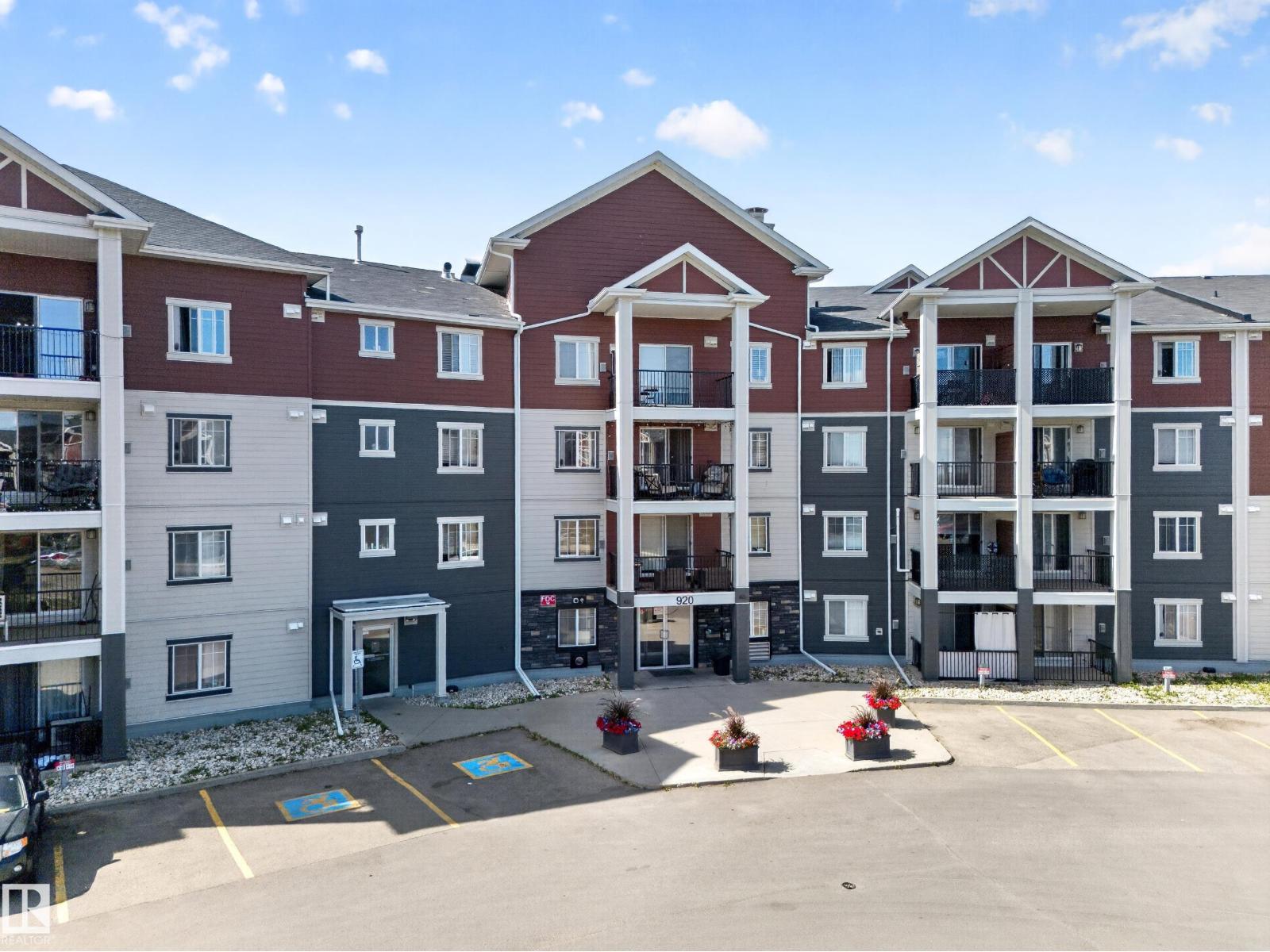 #419 920 156 ST NW, South Terwillegar, Edmonton photo 1