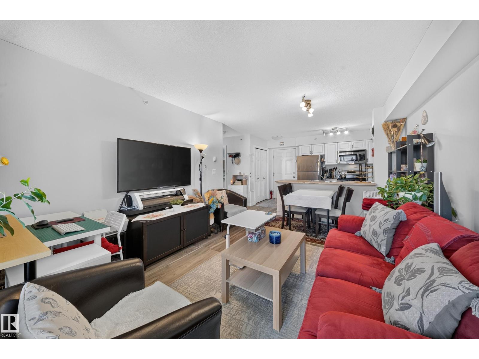 #419 920 156 ST NW - 10