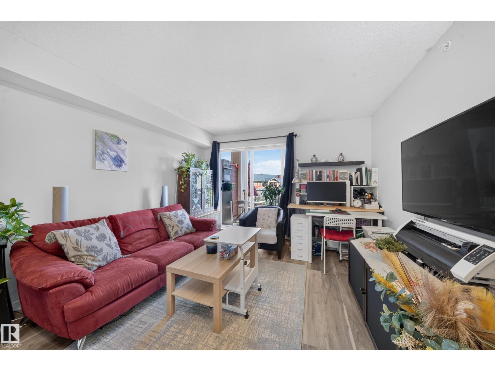 #419 920 156 ST NW - 8