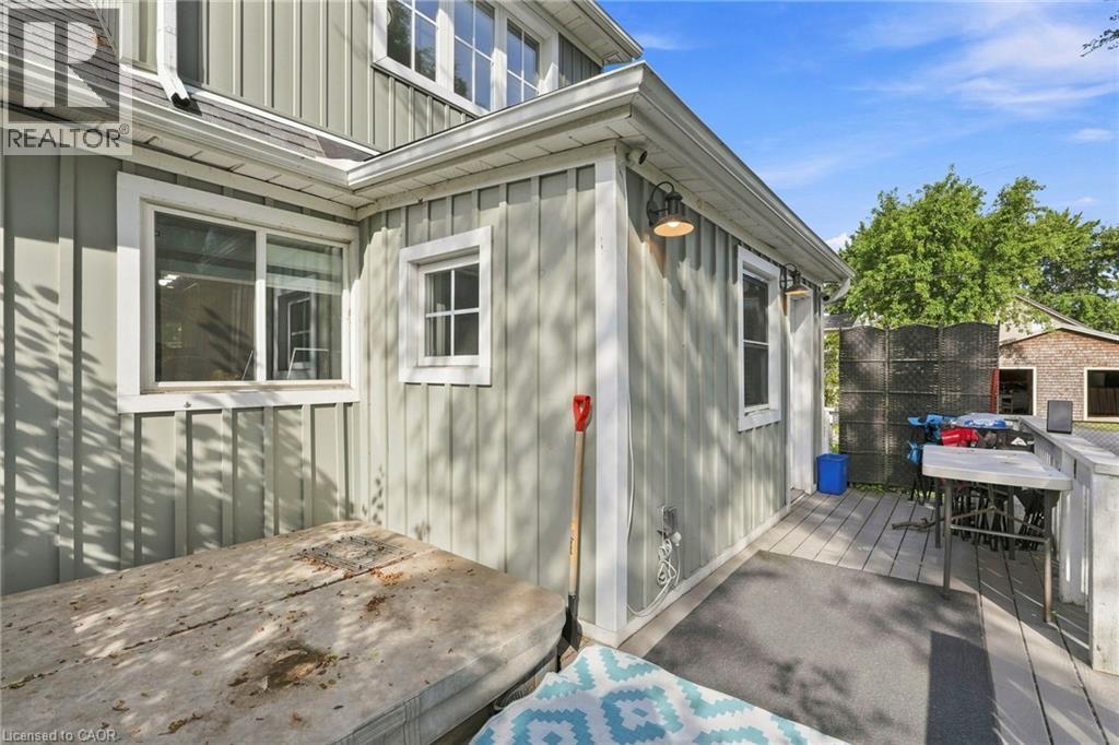 285 BEACH Boulevard - Image 33