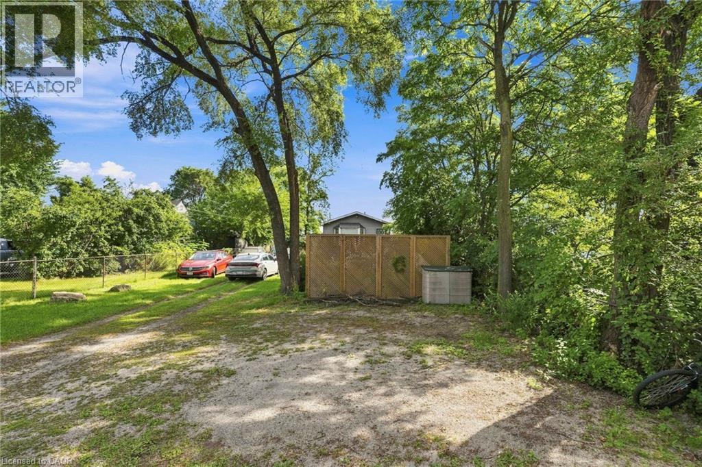 285 BEACH Boulevard - 35