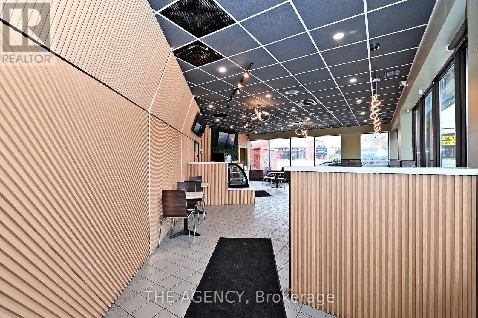 B-1 - 1540 DUNDAS STREET E, Whitby (Blue Grass Meadows) — photo 5