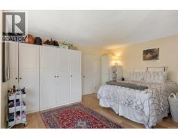 318 10 Paul Kane Pl, Victoria, BC V9A7J8 Photo 21