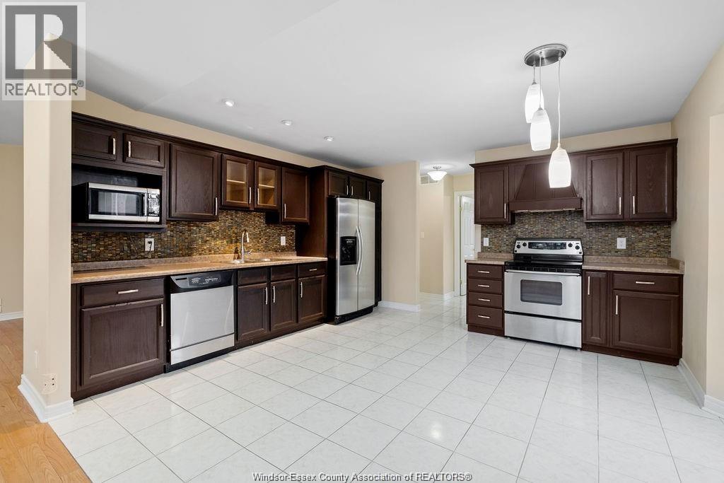 850 HACIENDA COURT, Windsor — photo 4