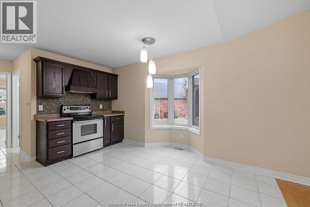 850 HACIENDA COURT, Windsor — photo 3