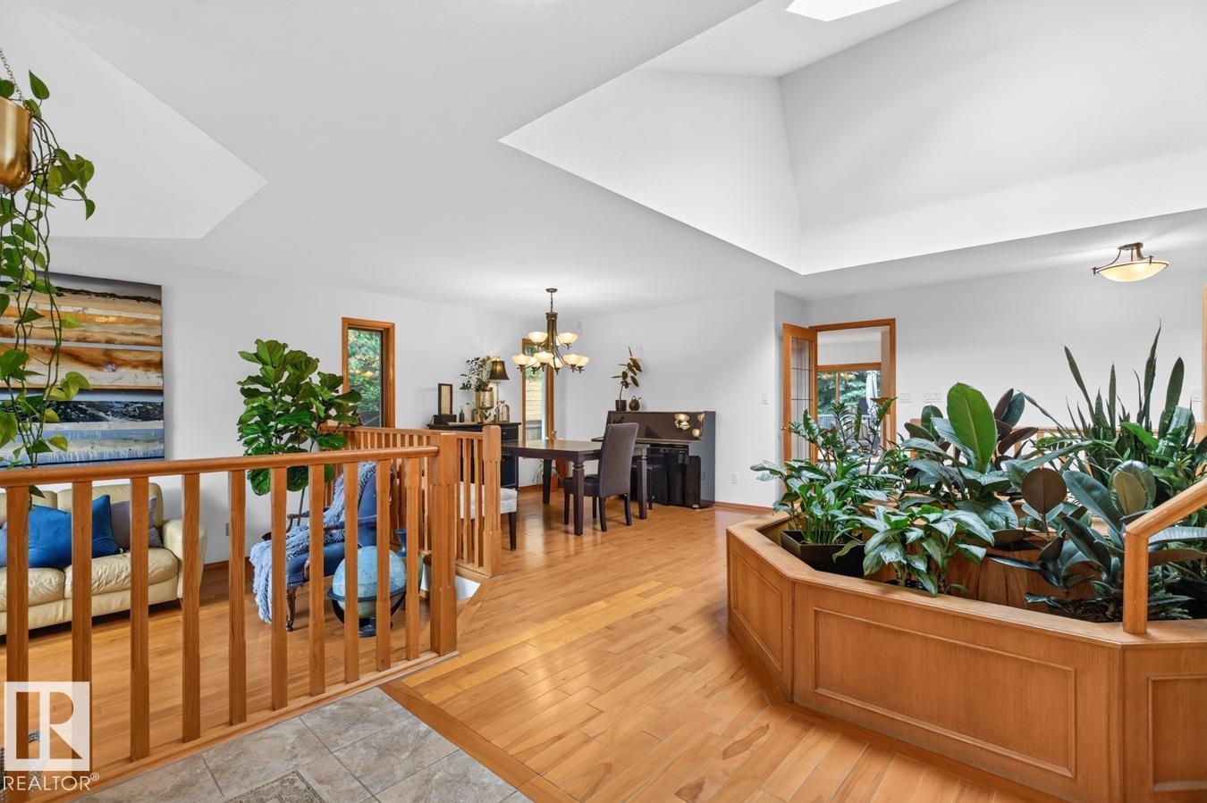 14 NEWPORT DR - 9