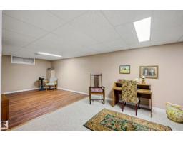 10715 50 St Nw, Edmonton, AB T6A2E3 Photo 25