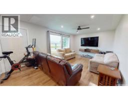 Living room - 110 Wright Road, Moosomin, SK S0G3N0 Photo 10