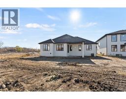 188 Whelan, Amherstburg, ON N9V0G9 Photo 36