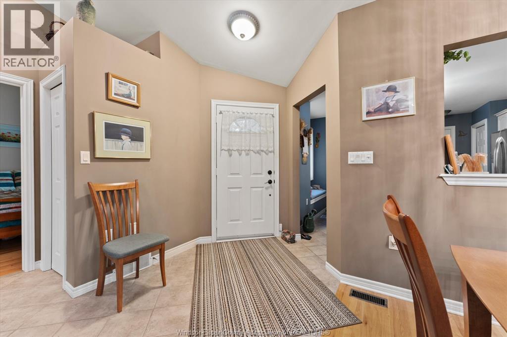 7 CHEROKEE LANE, Leamington — photo 9