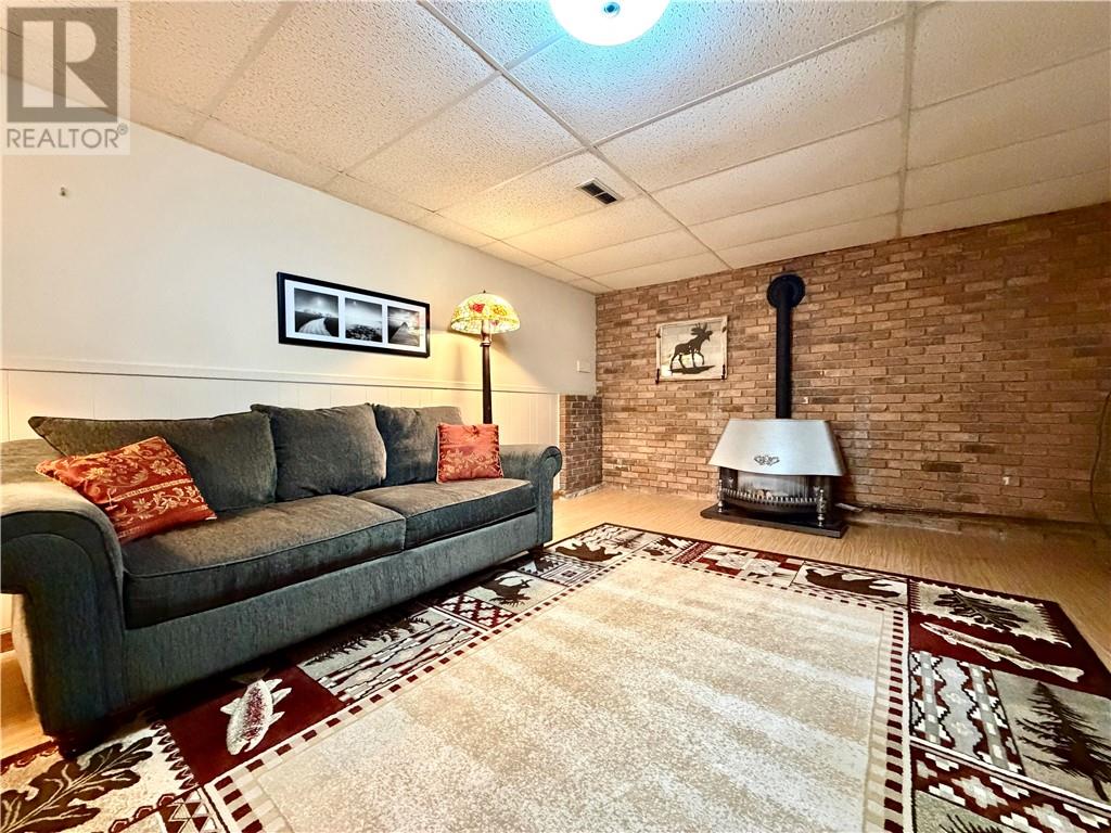 1287 Lillian Boulevard - Image 25