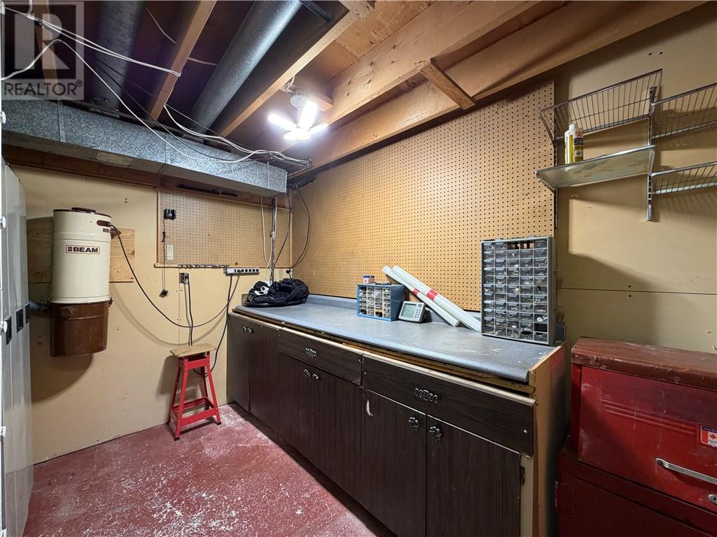 1287 Lillian Boulevard - Image 31