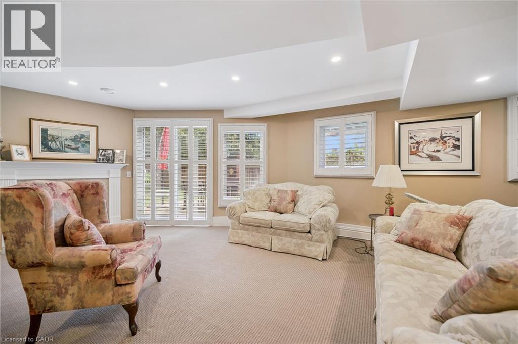 2155 Duncaster Drive — photo 32
