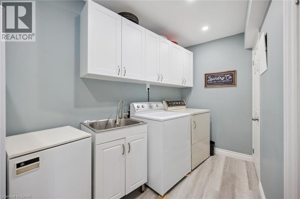 2155 Duncaster Drive — photo 37